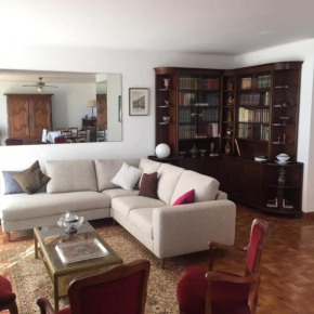 Elegant 120m with balcony near the beach